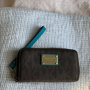 Michael Kors wallet